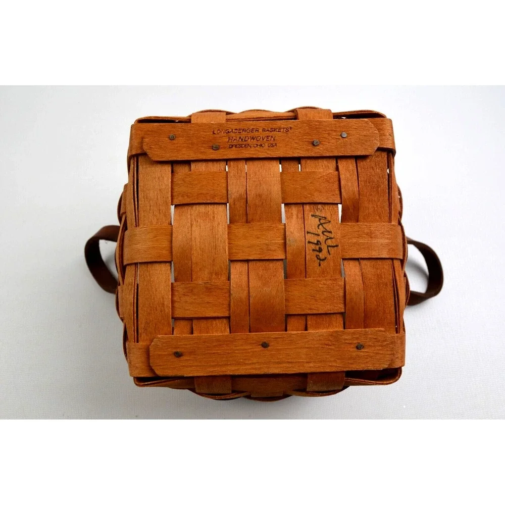Longaberger 1992‎ Round Basket 2 Leather Handles Purple Accent Weaves